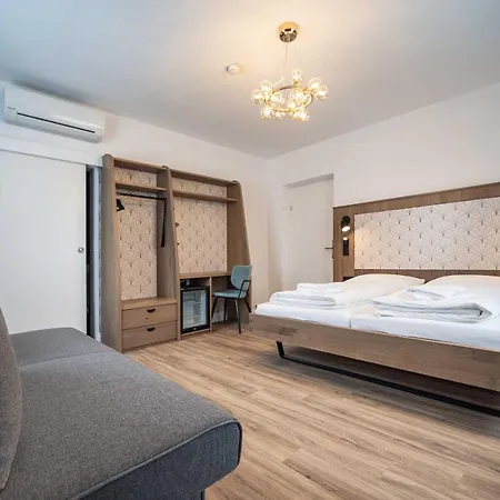 Panzió Floeckner 4*