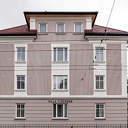 Floeckner Nocleg ze śniadaniem