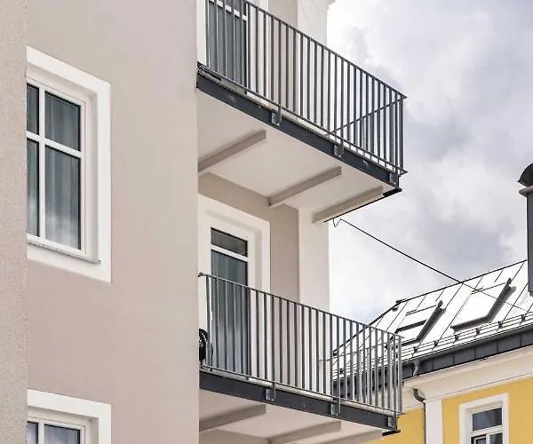 Floeckner Couette-café