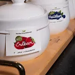 Frühstückspension Floeckner 4*